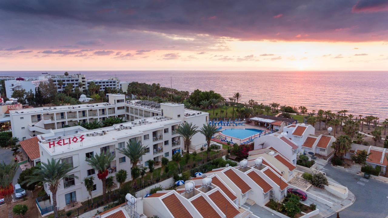 Helios Bay Hotel And Suites Klorakas Buitenkant foto