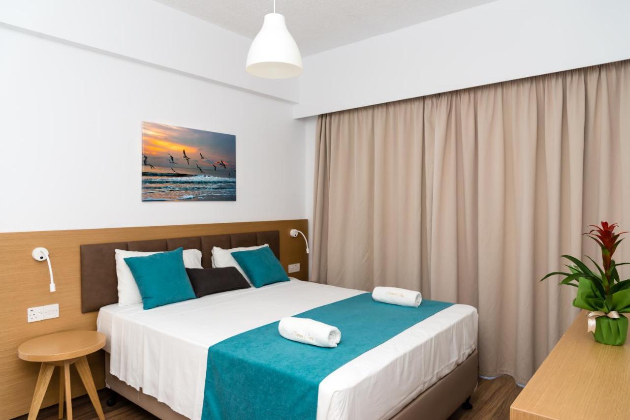 Helios Bay Hotel And Suites Klorakas Buitenkant foto